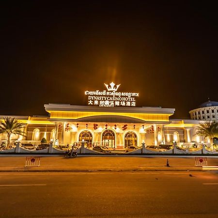 Dynasty Casino Hotel Bavet Экстерьер фото