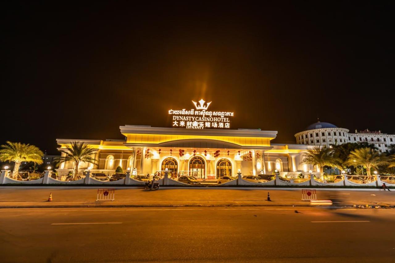 Dynasty Casino Hotel Bavet Экстерьер фото