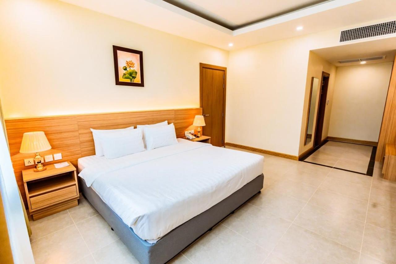 Dynasty Casino Hotel Bavet Экстерьер фото